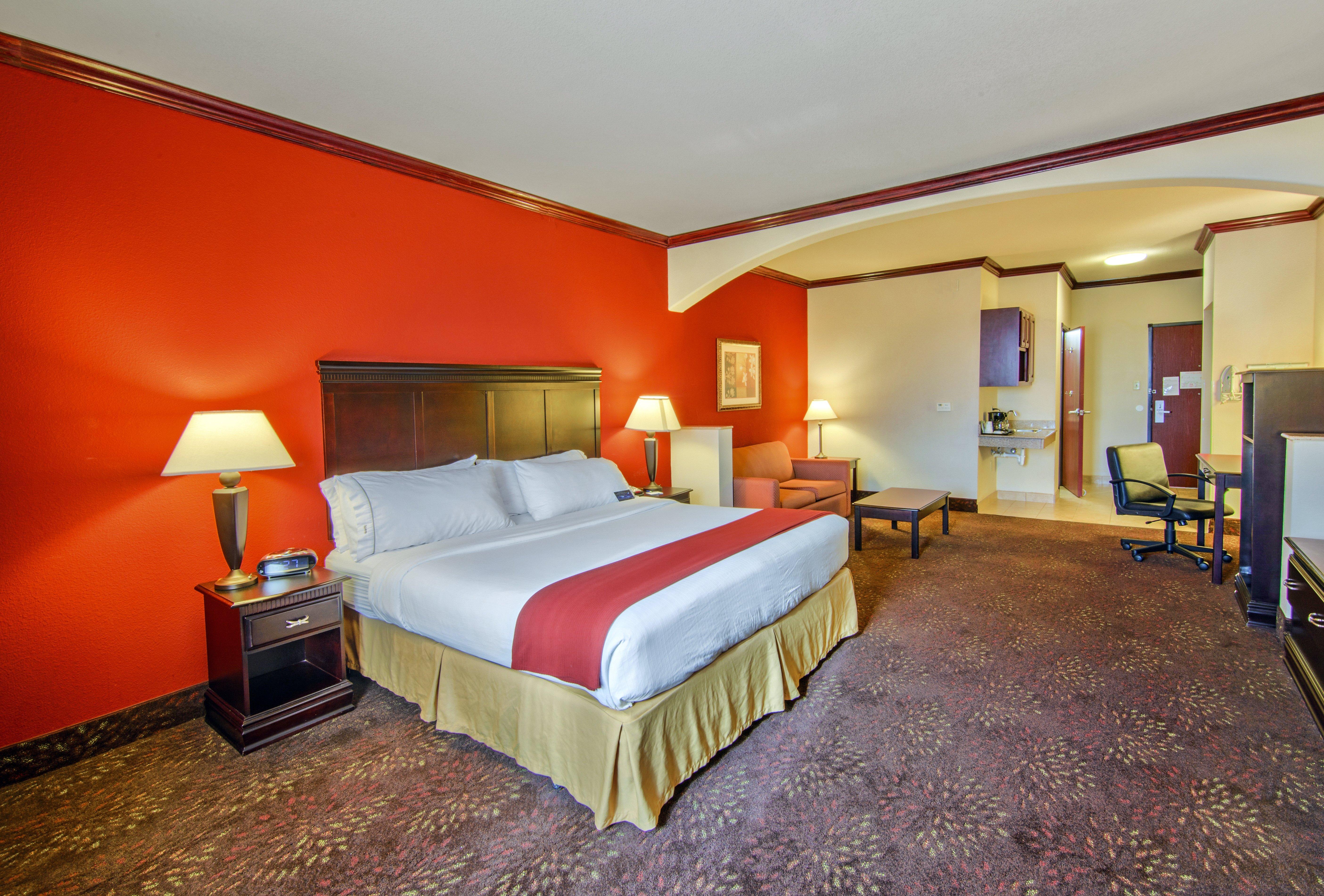 Holiday Inn Express Hotel & Suites Terrell By Ihg Exterior foto