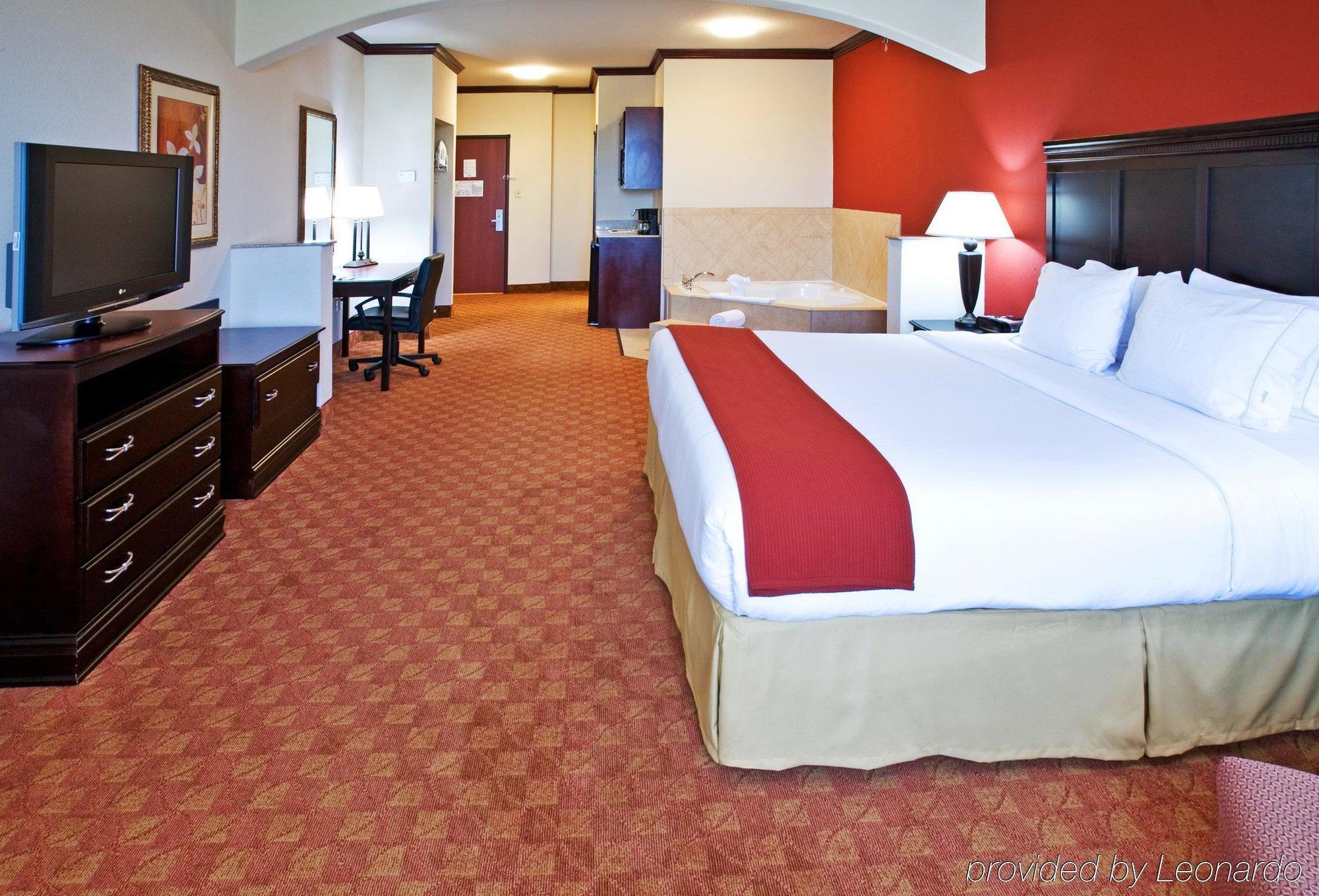 Holiday Inn Express Hotel & Suites Terrell By Ihg Zimmer foto